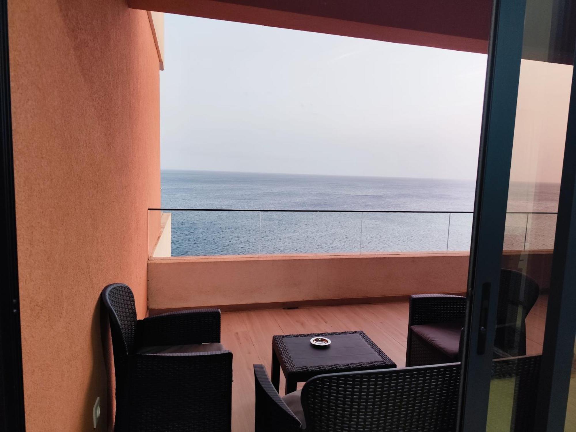 Ocean Mirror Apartment Praia Dış mekan fotoğraf